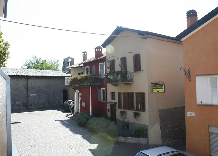 Della Contrada Varenna